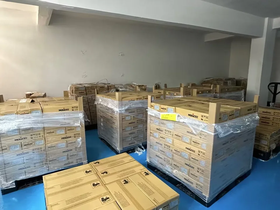 Molicel warehouse